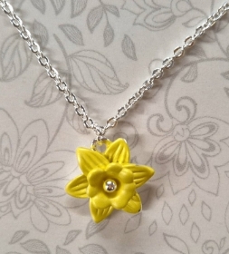 Daffodil Necklace